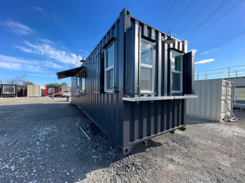40ft Shipping Container Bar - Image 2