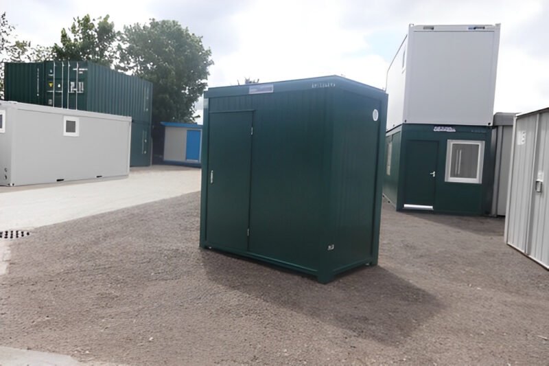 8Ft x 5Ft Mains Toilet/Shower - Image 2