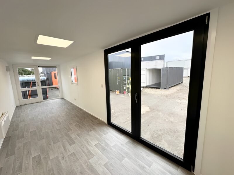 40ft Shipping Container | Open Plan Office | Portable Container Building - Image 8