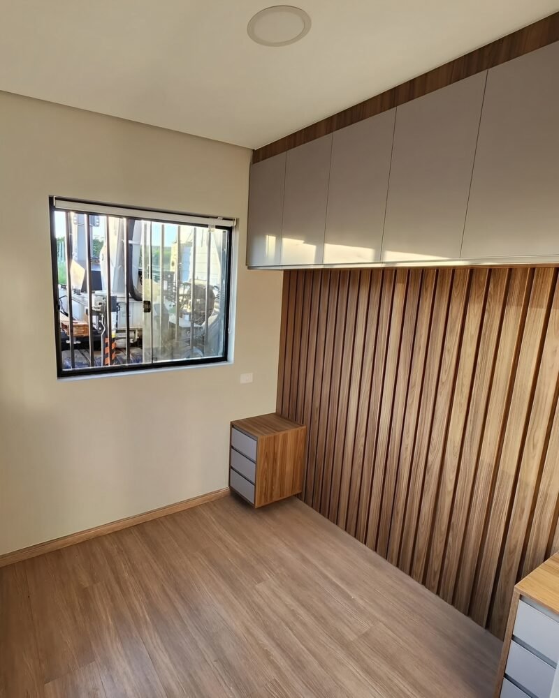 Custom 20ft Container Home With Water Tank - Image 4