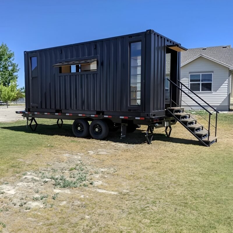 Custom 20ft Shopping Container on Wheels - Image 4