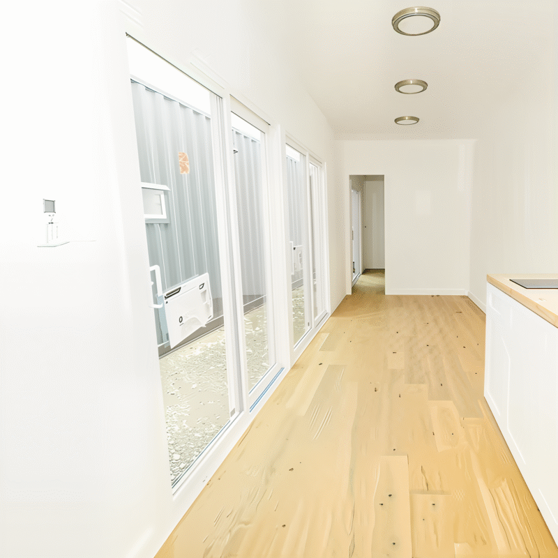 High Quality 20ft Prefab Shipping Container House - Image 4